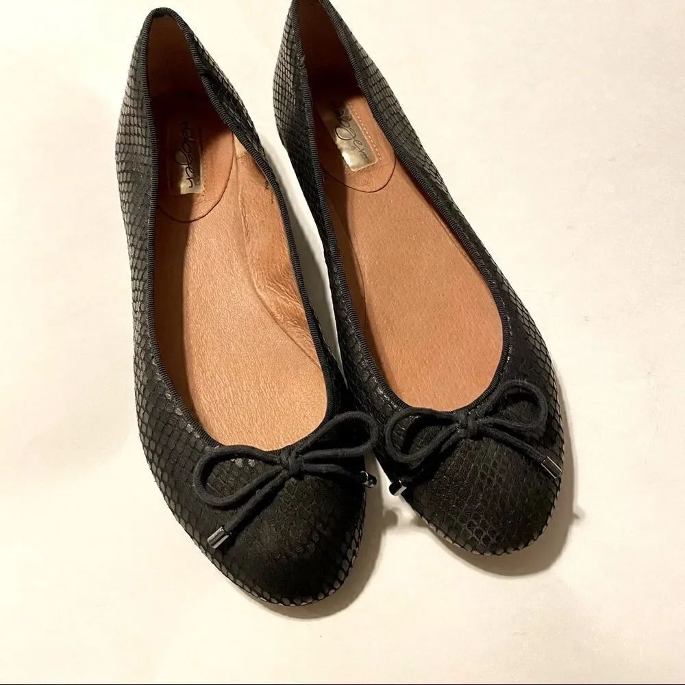 Halogen Black snake print leather round toe ballet flats shoes shoestring bow 8M